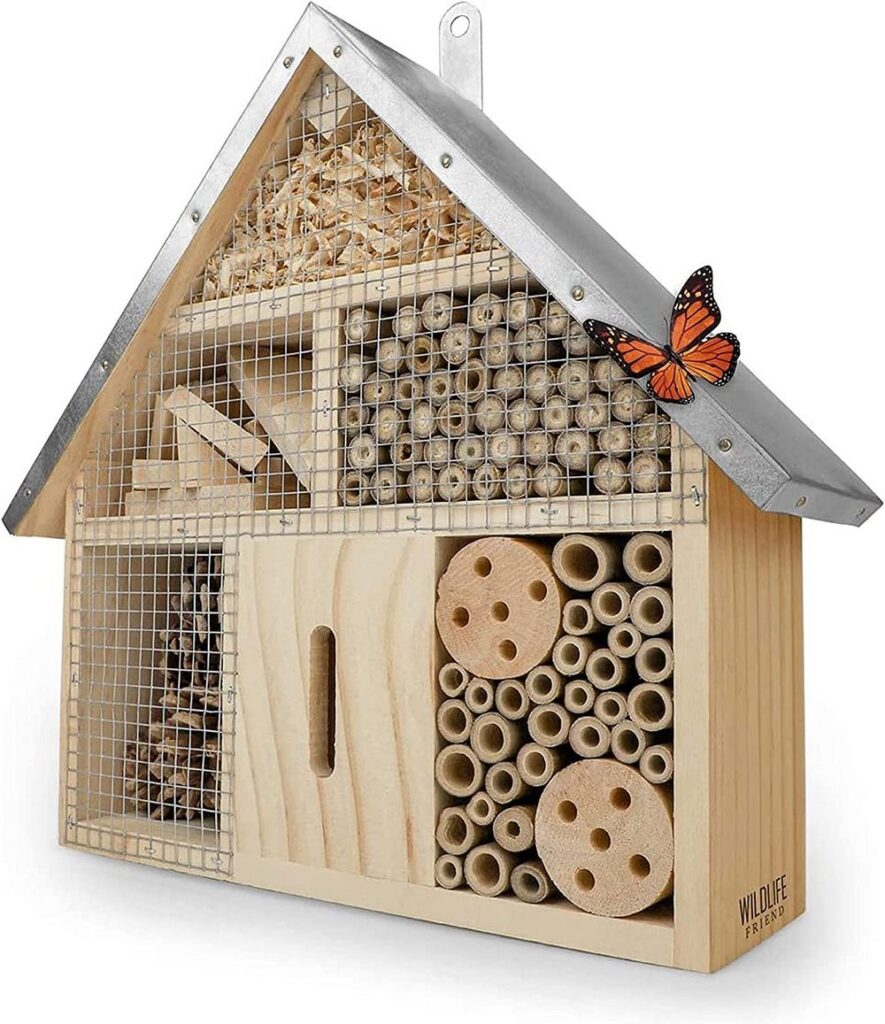 Casa de insectos de madera
